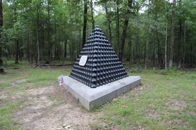 Peyton H. Colquit Memorial Shell Monument Marker image. Click for full size.