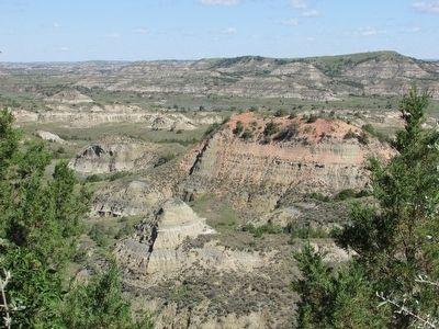 Painted Canyon in Theodore Roosevelt National Park image. Click for full size.