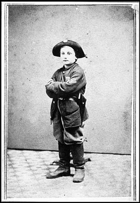 [Portrait of boy soldier] image. Click for full size.