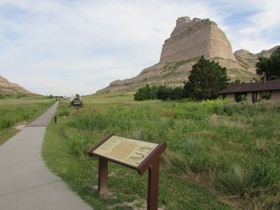 Marker at Scotts Bluff image. Click for full size.