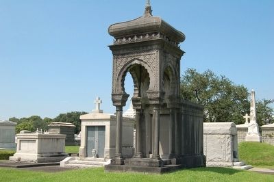 Metairie Cemetery. Click for full size. Metairie Cemetery image. Click for full size.