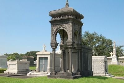 Metairie Cemetery image. Click for full size.