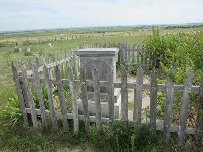 Chimney Rock Cemetery. Click for full size. Chimney Rock Cemetery image. Click for full size.