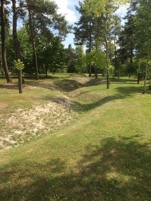 German Trenches below Monument image. Click for full size.