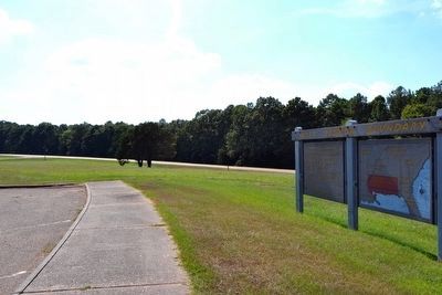 View to Southwest<br>Towards Natchez Trace Parkway image. Click for full size.