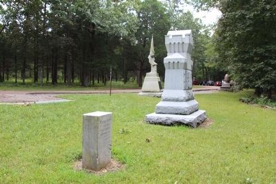 2nd Tennessee Infantry Marker. Click for full size. 2nd Tennessee Infantry Marker image. Click for full size.