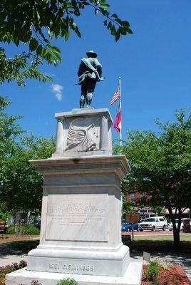 U.D.C. Confederate Soldiers Monument (rear) image. Click for full size.