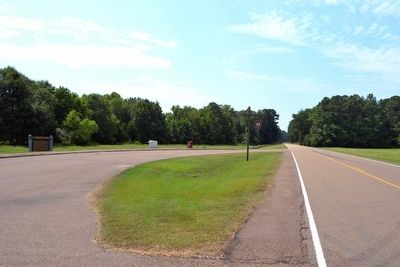 View to South from Natchez Trace Parkway. Click for full size. View to South from Natchez Trace Parkway image. Click for full size.