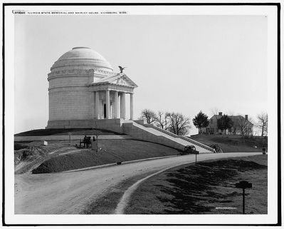 Illinois State Memorial and Shirley House, Vicksburg, Miss. (1910) image. Click for full size.