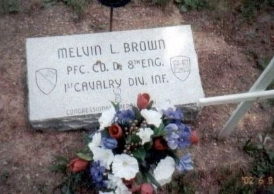 Melvin L. Brown Foot Stone Grave Marker image. Click for full size.
