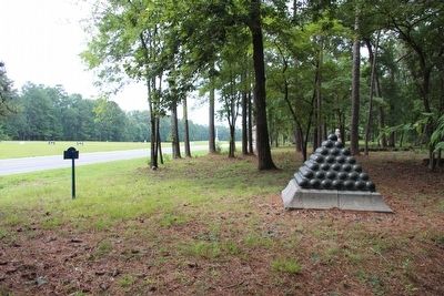 Thomas' Headquarters Shell Monument Marker. Click for full size. Thomas' Headquarters Shell Monument Marker image. Click for full size.