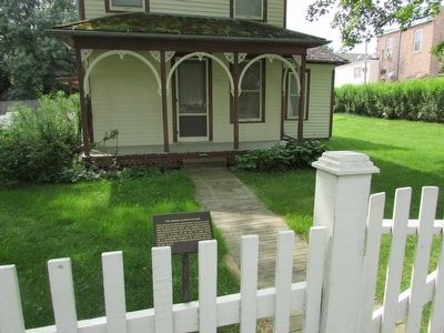 The Amanda Garvin Cottage Marker image. Click for full size.