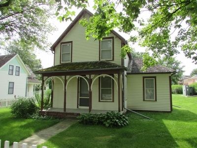 The Amanda Garvin Cottage image. Click for full size.
