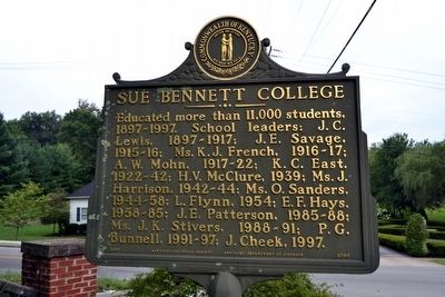 Sue Bennett College Marker image. Click for full size.