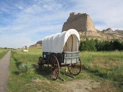 Wagons on the Oregon Trail image. Click for full size.