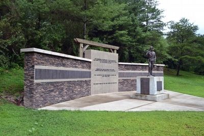 Hurricane Creek Miner Memorial. Click for full size. Hurricane Creek Miner Memorial image. Click for full size.