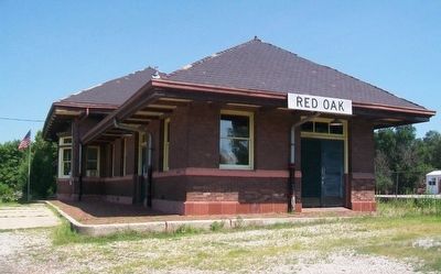 Red Oak Depot image. Click for full size.