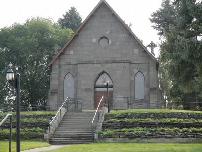 Sacred Heart Catholic Church image. Click for full size.