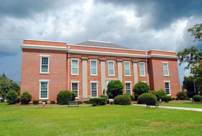 Historic McDuffie County Courthouse<br>South Facade. Click for full size. Historic McDuffie County Courthouse<br>South Facade image. Click for full size.