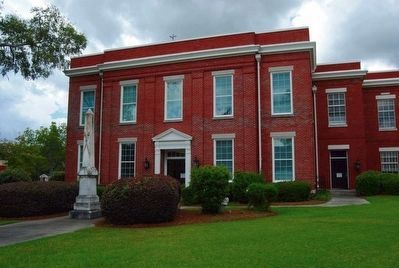McDuffie and Columbia Counties Confederate Monument. Click for full size. McDuffie and Columbia Counties Confederate Monument image. Click for full size.