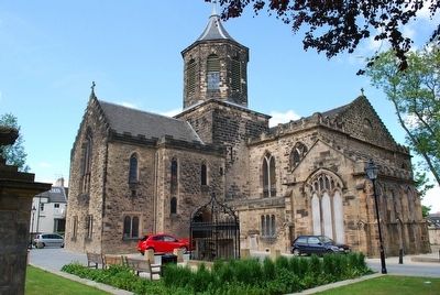 Sir John de Graeme Grave & Falkirk Trinity Church image. Click for full size.