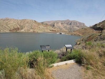 Markers at the Wind River Canyon. Click for full size. Markers at the Wind River Canyon image. Click for full size.