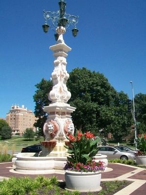 The Seville Light Fountain and Markers. Click for full size. The Seville Light Fountain and Markers image. Click for full size.