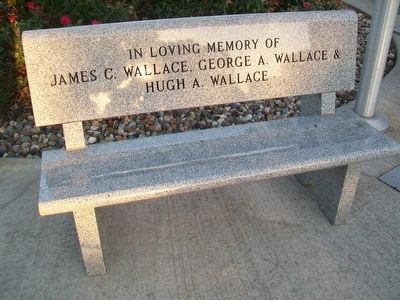 War Memorial Bench image. Click for full size.