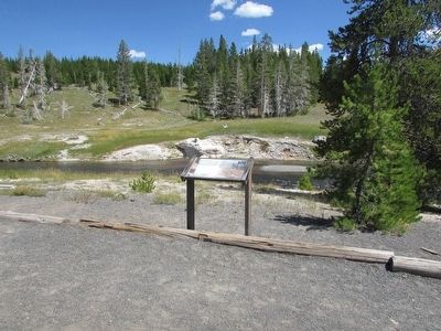 Riverside Geyser Marker image. Click for full size.