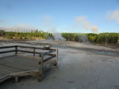 Marker at the Norris Geyser Basin image. Click for full size.