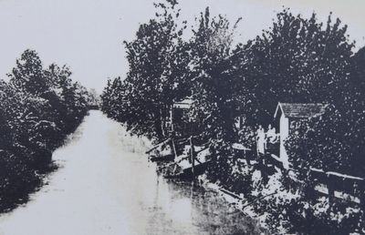 East Guard Lock Marker image. Click for full size.