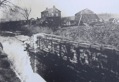 East Guard Lock Marker image. Click for full size.