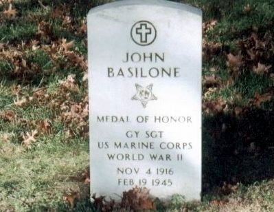 Gunnery Sergeant John Basilone Grave Marker image. Click for full size.