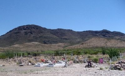 This Mine Worker Cemetery is immediately beside the Brooks Cemetery image. Click for full size.