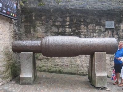 Le Mont-Saint-Michel canon. Click for full size. Le Mont-Saint-Michel canon image. Click for full size.