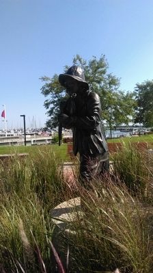 Fisherman Statue image. Click for full size.