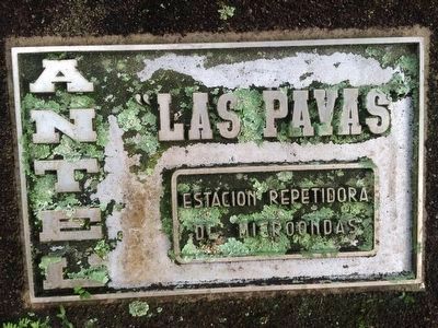 El Salvador's Telephone System Marker image. Click for full size.