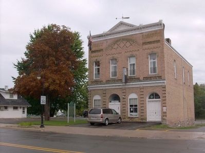Masonic and Town Hall and Marker image. Click for full size.