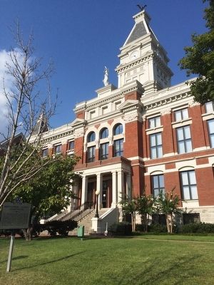 Nearby Montgomery County Courthouse. image. Click for full size.