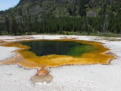 Emerald Pool image. Click for full size.