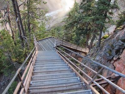 Along Uncle Tom’s Trail. Click for full size. Along Uncle Tom’s Trail image. Click for full size.