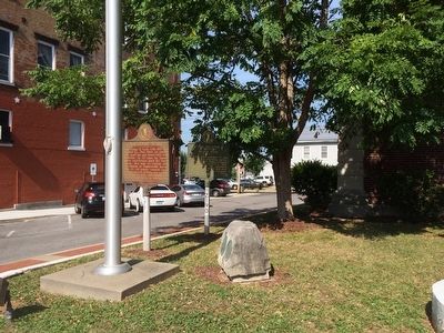 Wide view of Courthouse Burned Marker. Click for full size. Wide view of Courthouse Burned Marker image. Click for full size.