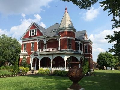 Former Augustus Owsley Stanley home. image. Click for full size.