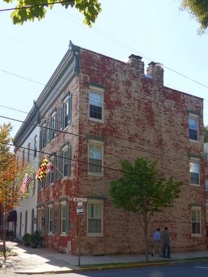 121 Record Street. Click for full size. 121 Record Street image. Click for full size.