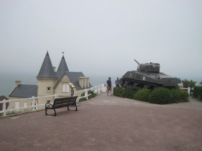 Arromanches-les-Bains : La Bataille d’Arromanches Marker. Click for full size. Arromanches-les-Bains : La Bataille d’Arromanches Marker image. Click for full size.