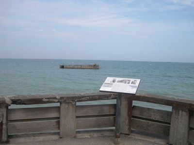 Arromanches-les-Bains : Un village de pêcheurs Marker. Click for full size. Arromanches-les-Bains : Un village de pêcheurs Marker image. Click for full size.