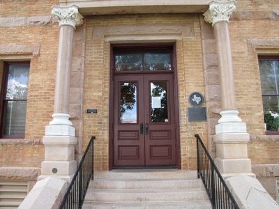 Llano County Courthouse Marker. Click for full size. Llano County Courthouse Marker image. Click for full size.