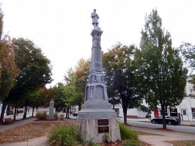 Memorial Park-Civil War Monument image. Click for full size.