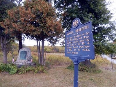 Jirah Mumford Marker next to the Samuel Meredith Marker image. Click for full size.