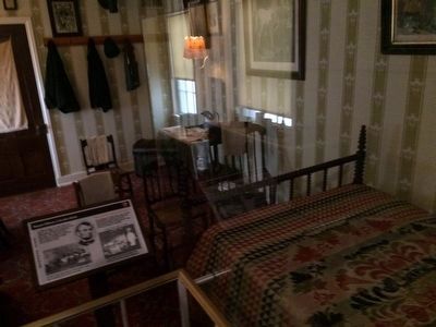 The Petersen House - Room Where Lincoln Died image. Click for full size.